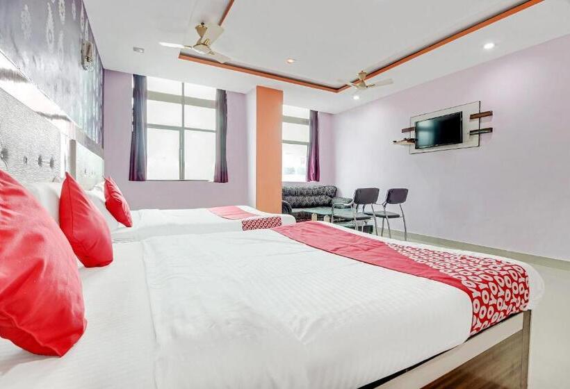 Hotel O Tulsi Palace