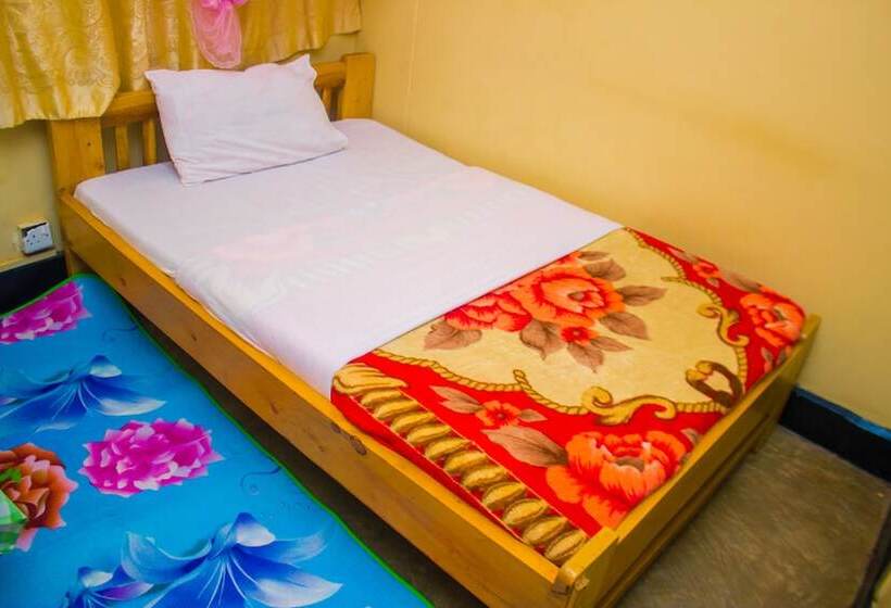 هتل Ymca Conference And Training Center