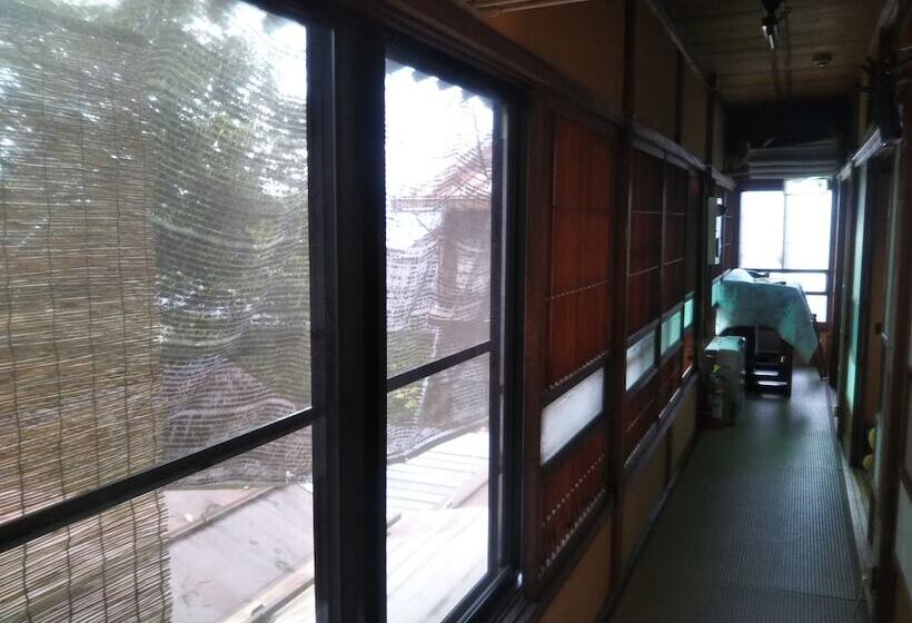 پانسیون Yuya Takanoyu