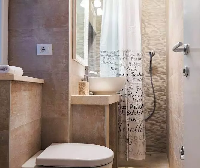 Apartments & Rooms Dujam