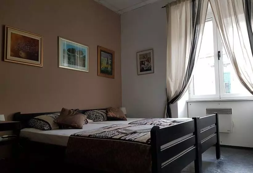 Hostel Morcic Ri