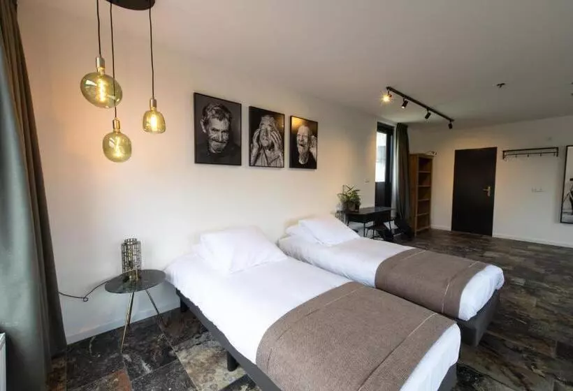 Hotelli Restaurant Lely