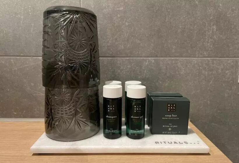 Hotelli Restaurant Lely