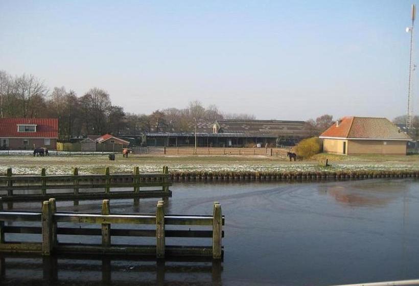 בית מלון כפרי De Vriezerbrug