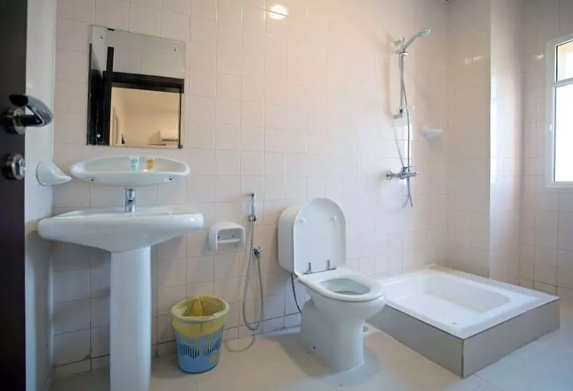Star Emirates Suites