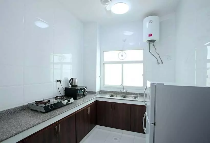 Star Emirates Suites