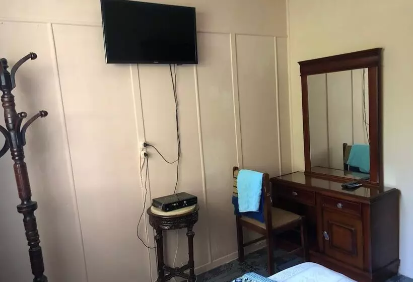 Caesar Hostel