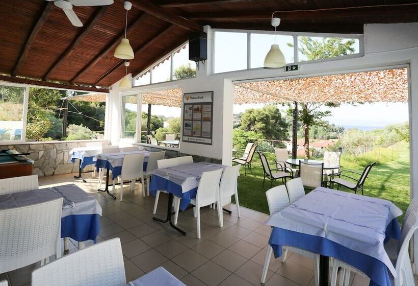 هتل Filia Studios & Apartments