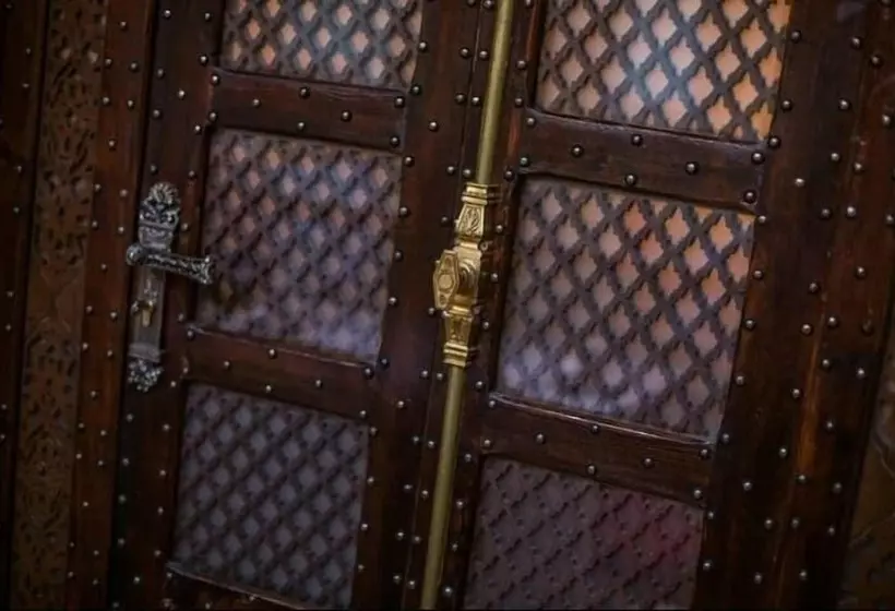 Palais Laraichi Riad La Porte Bleue Suites