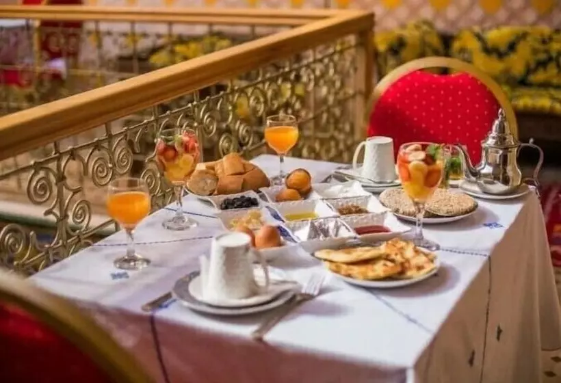 Palais Laraichi Riad La Porte Bleue Suites