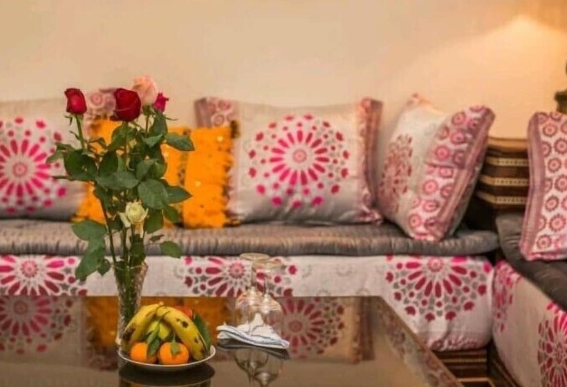 Palais Laraichi Riad La Porte Bleue Suites