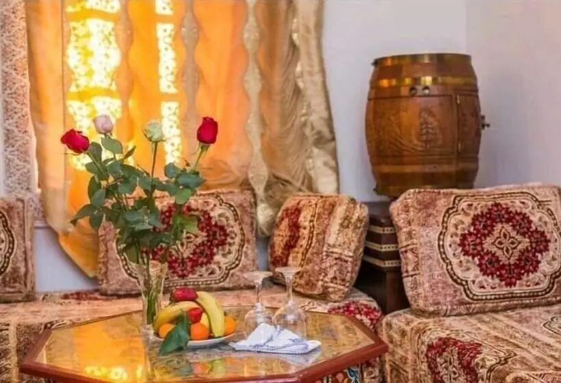 Palais Laraichi Riad La Porte Bleue Suites