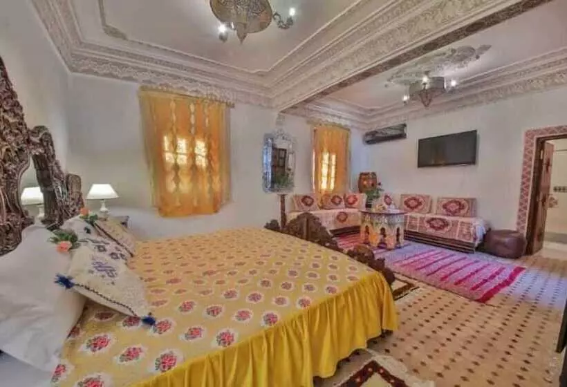 Palais Laraichi Riad La Porte Bleue Suites
