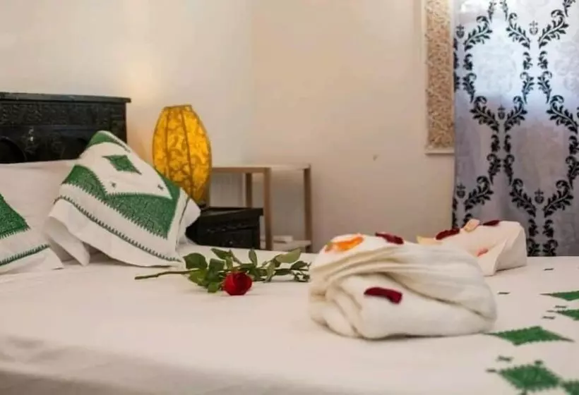 Palais Laraichi Riad La Porte Bleue Suites