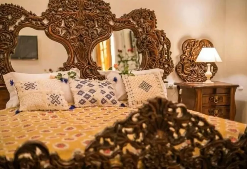 Palais Laraichi Riad La Porte Bleue Suites