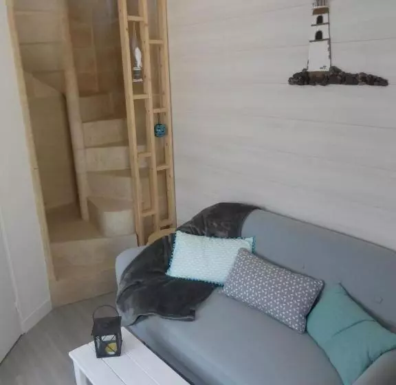 ベッドアンドブレックファースト La Charretterie