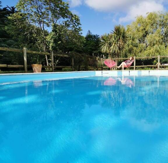 Пансион Les Herbens