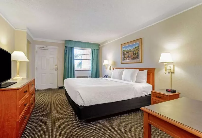 호텔 La Quinta Inn By Wyndham Tampa Bay Pinellas Park Clearwater