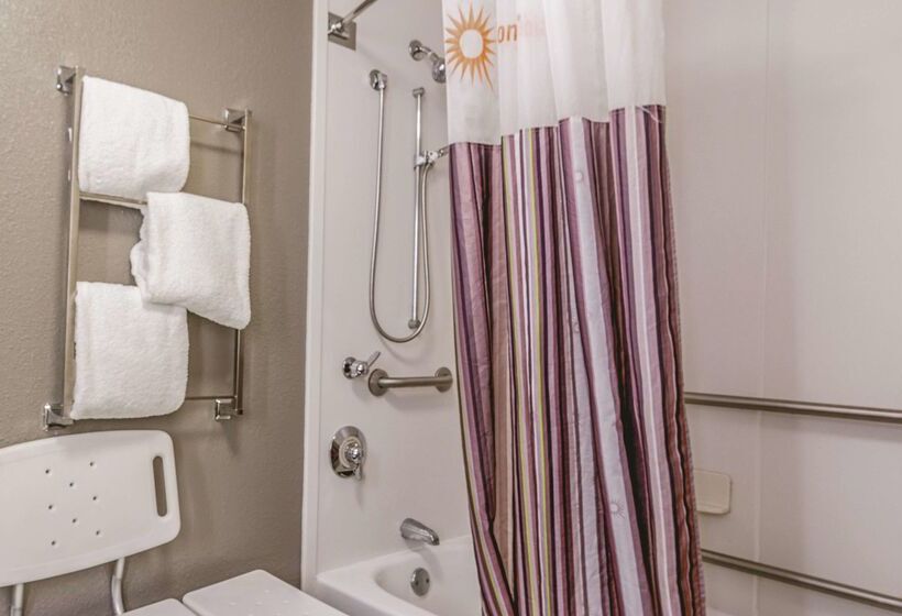 ホテル La Quinta By Wyndham Atlanta Perimeter Medical