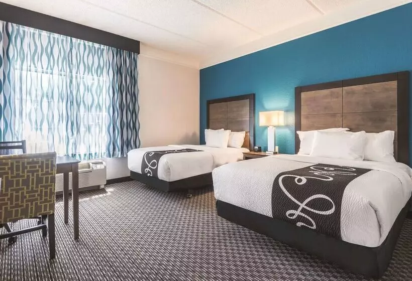 בית מלון כפרי La Quinta By Wyndham Orlando Lake Mary