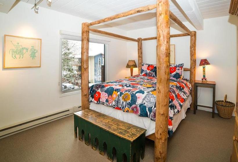 هتل Lift One Condominiums