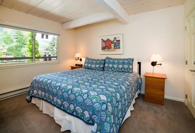 هتل Lift One Condominiums