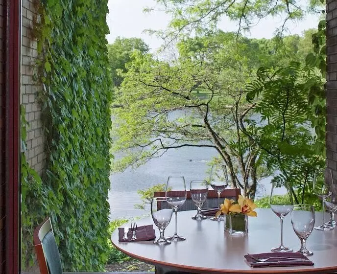 هتل Hyatt Lodge Oak Brook Chicago