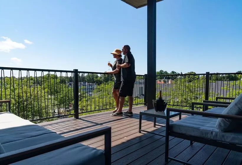 호텔 The Earl In Charlevoix