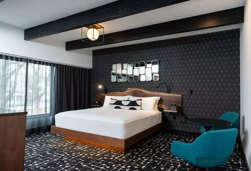 호텔 The Earl In Charlevoix