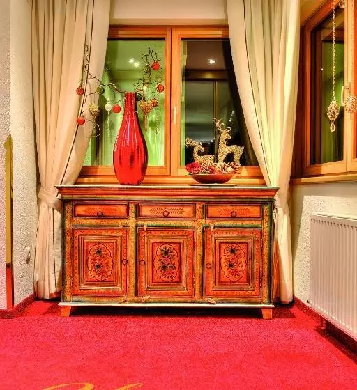 Hotel Garni Urezza