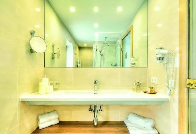 Hotel Garni Urezza