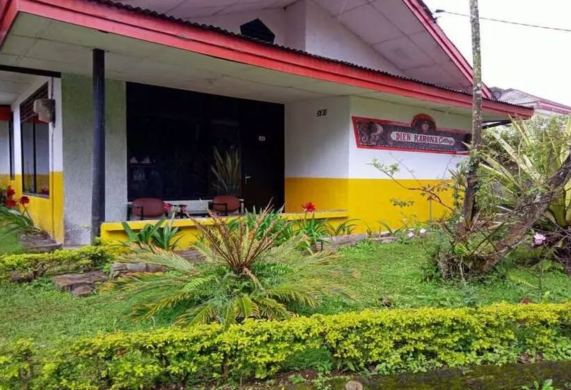 Hotelli Oyo 2322 Dien Karona