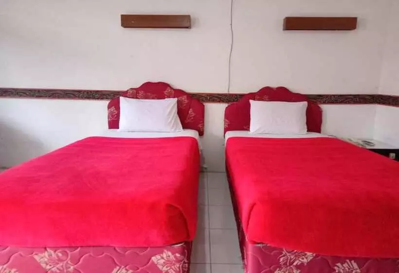 Hotelli Oyo 2322 Dien Karona