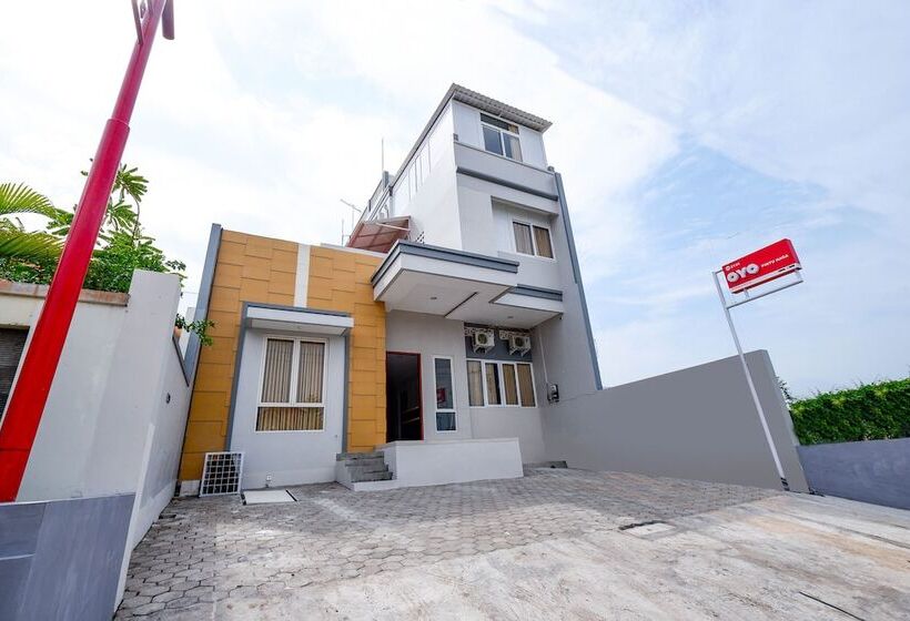 Hotel Oyo 2133 Pintu Naga