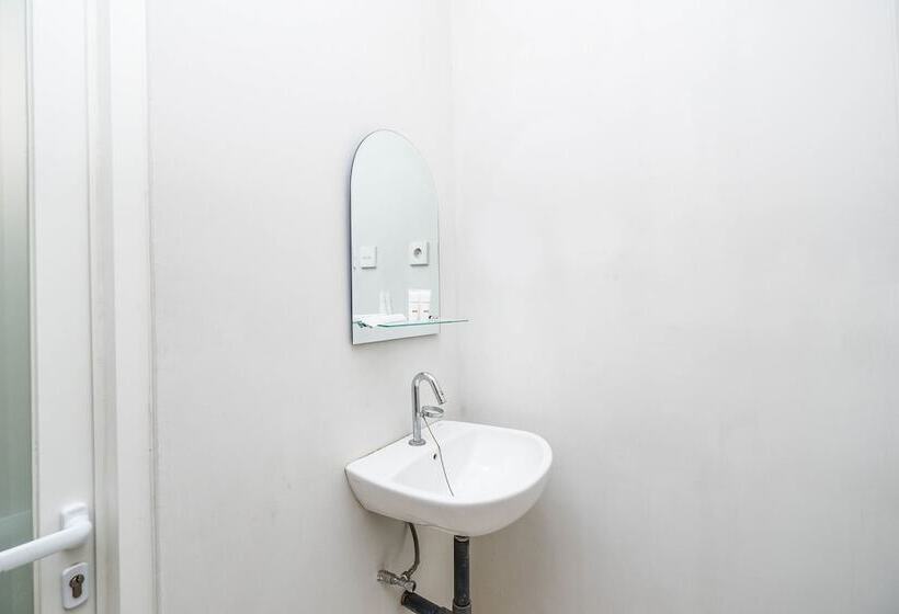 Hotel Oyo 2133 Pintu Naga