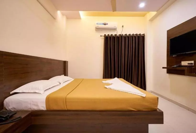 Hotel Ranjan Deluxe