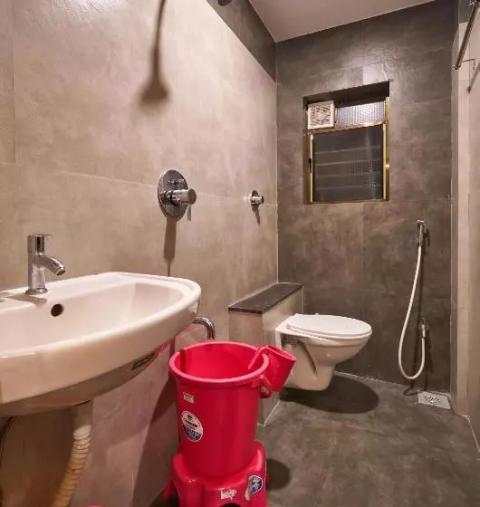 Hotel Ranjan Deluxe
