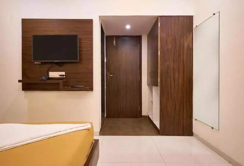 Hotel Ranjan Deluxe