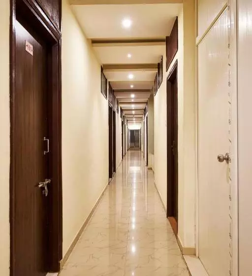 Hotel Ranjan Deluxe