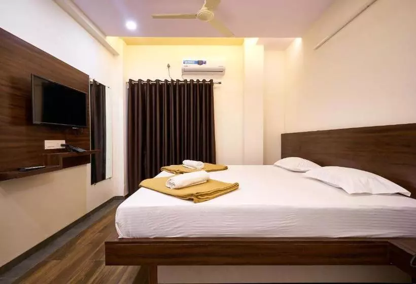 Hotel Ranjan Deluxe