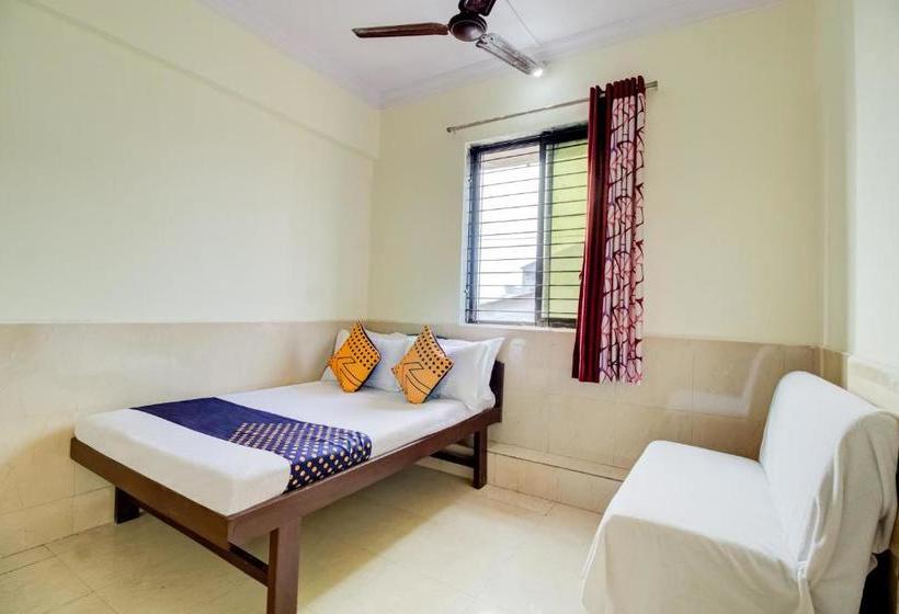 בית מלון כפרי Spot On 44360 Kavish Lodging & Boarding