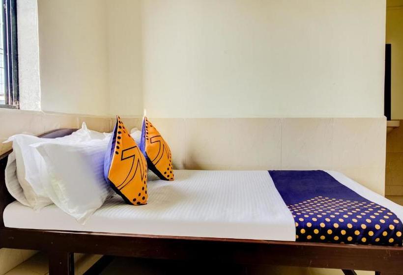 בית מלון כפרי Spot On 44360 Kavish Lodging & Boarding