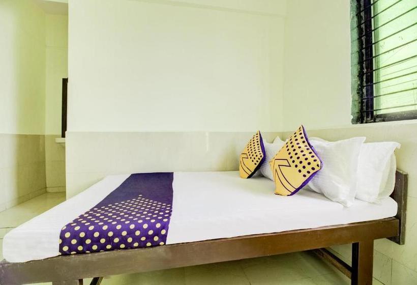 בית מלון כפרי Spot On 44360 Kavish Lodging & Boarding