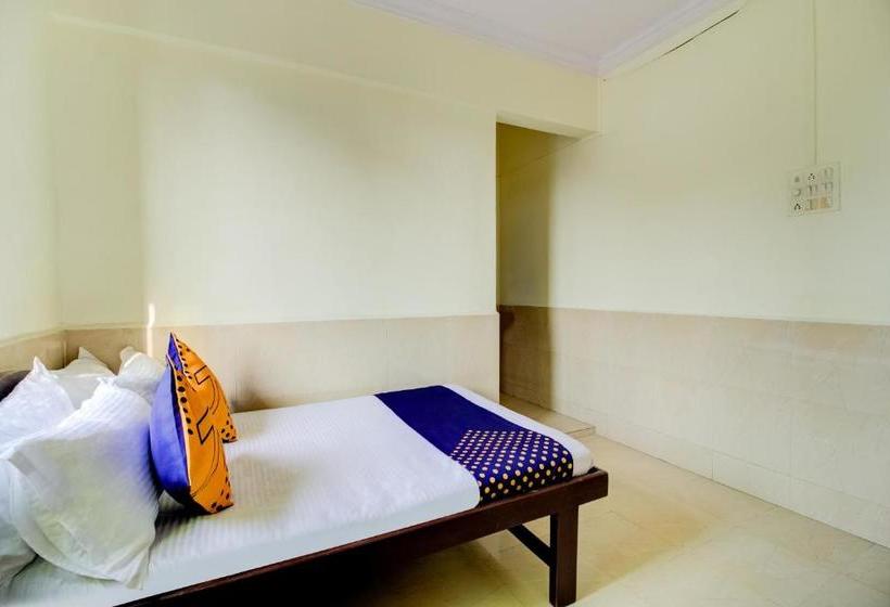 בית מלון כפרי Spot On 44360 Kavish Lodging & Boarding