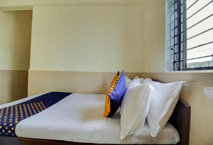 בית מלון כפרי Spot On 44360 Kavish Lodging & Boarding