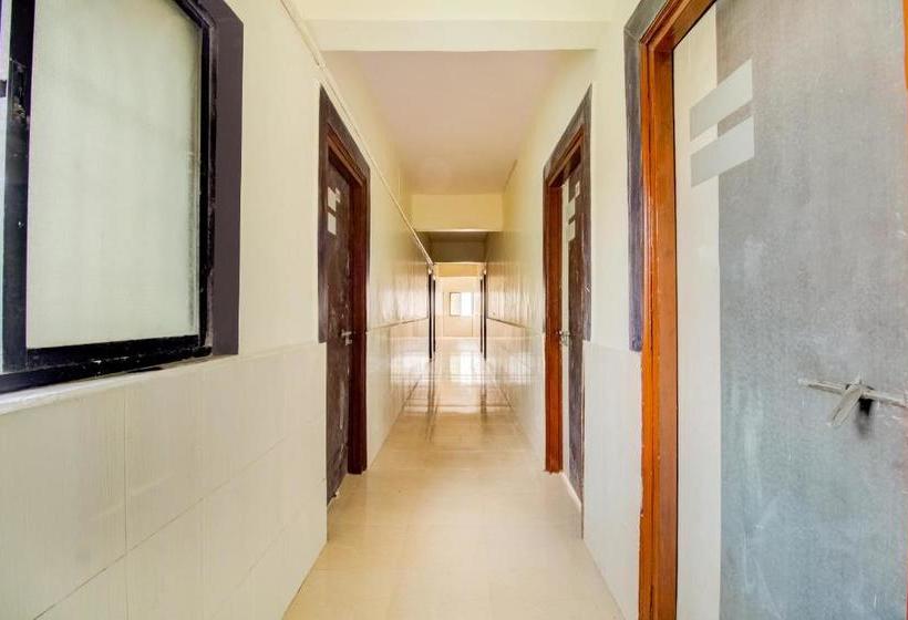 בית מלון כפרי Spot On 44360 Kavish Lodging & Boarding