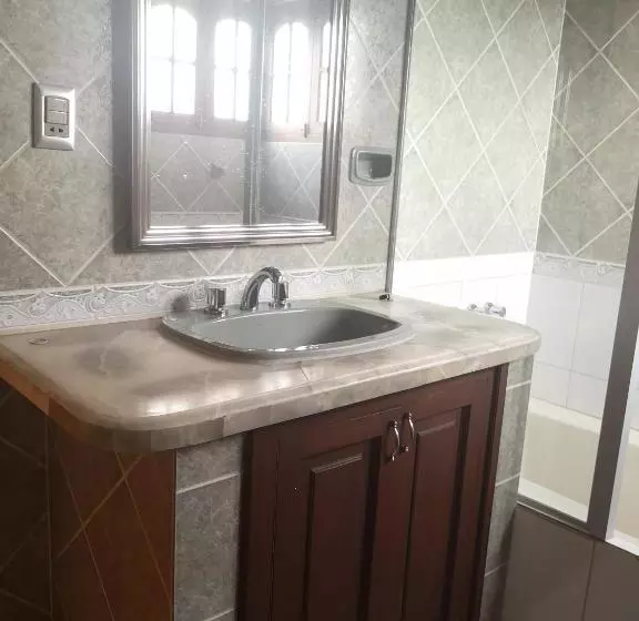 پانسیون Hostal Palamas