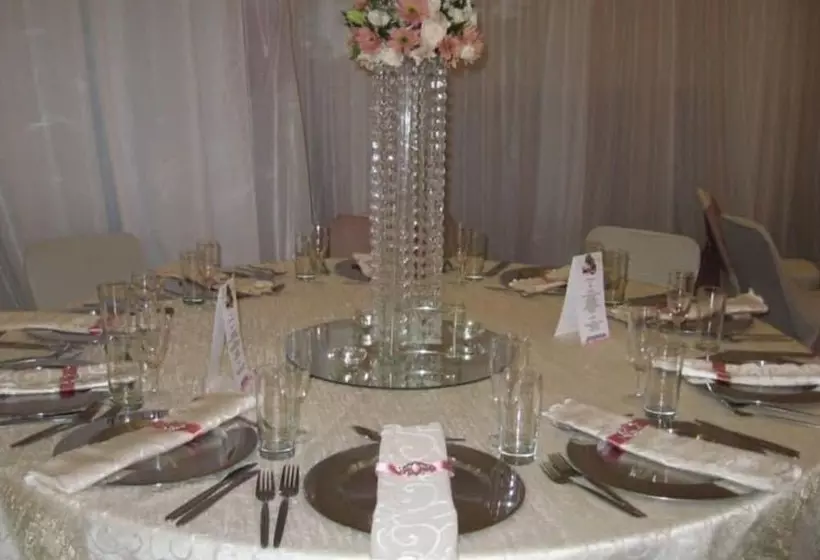 ホテル Quest Conference Estate