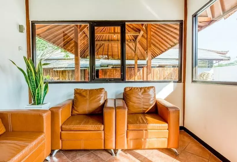 Majatalo Reddoorz Syariah Near Gor Ken Arok