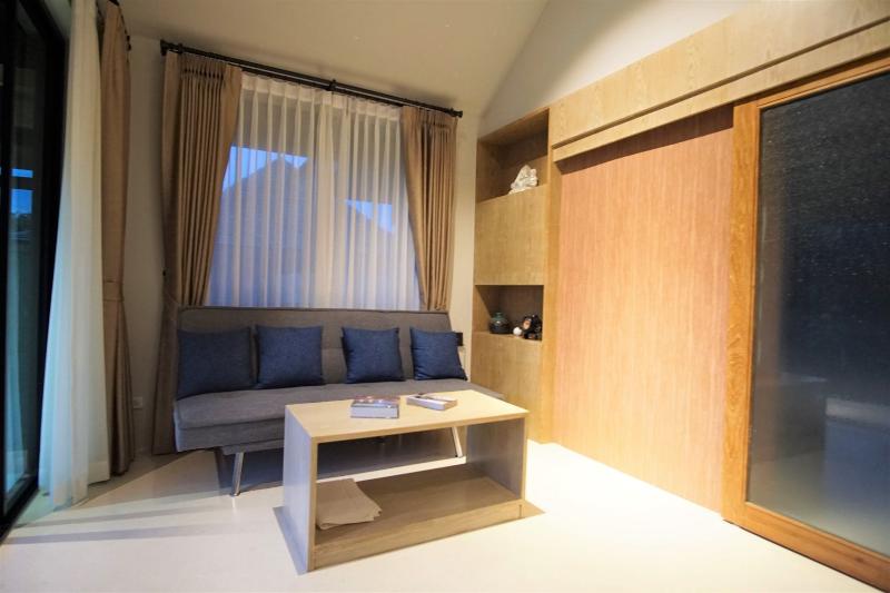 تختخواب و صبحانه Hideaway